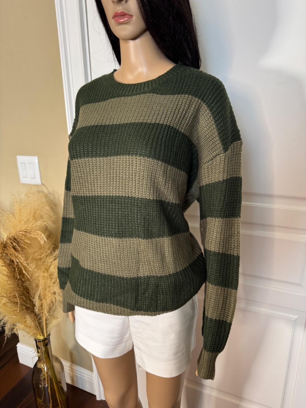 SHADES OF GREEN COLOR BLOCK KNIT SWEATER SIZE MEDIUM - NWT - Picture 3 of 13
